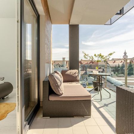 Apartament Modern Appartamento Wadowice Esterno foto